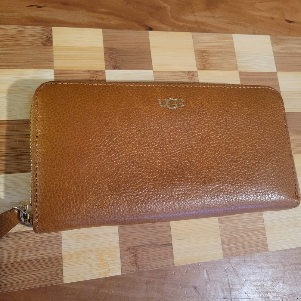 UGG tan Leather Wallet